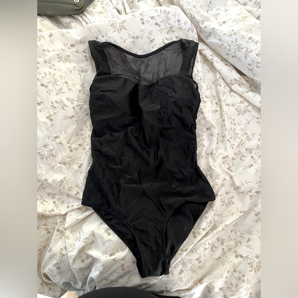 Albion fit one piece